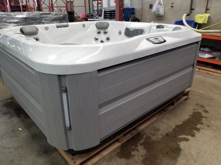 2021 Jacuzzi J-355